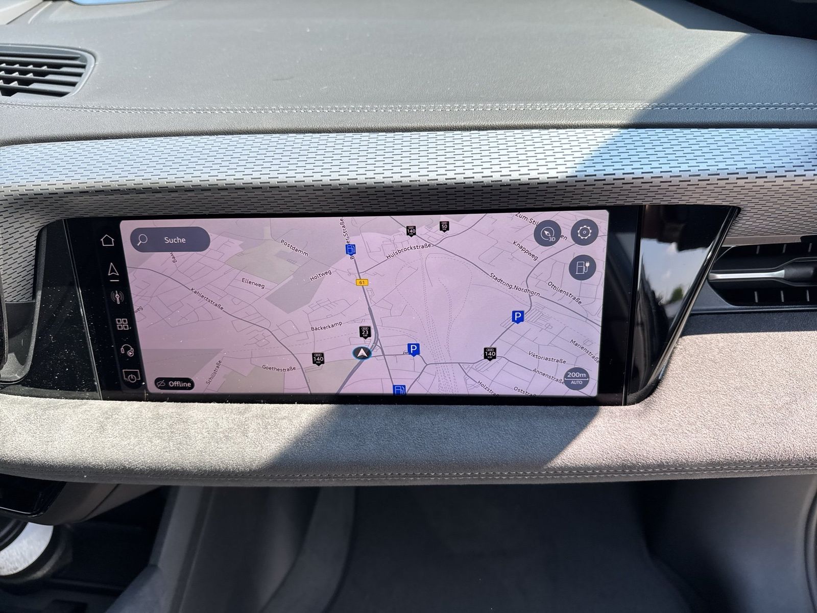 Fahrzeugabbildung Audi A6 e-tron Avant quattro S line business Matrix