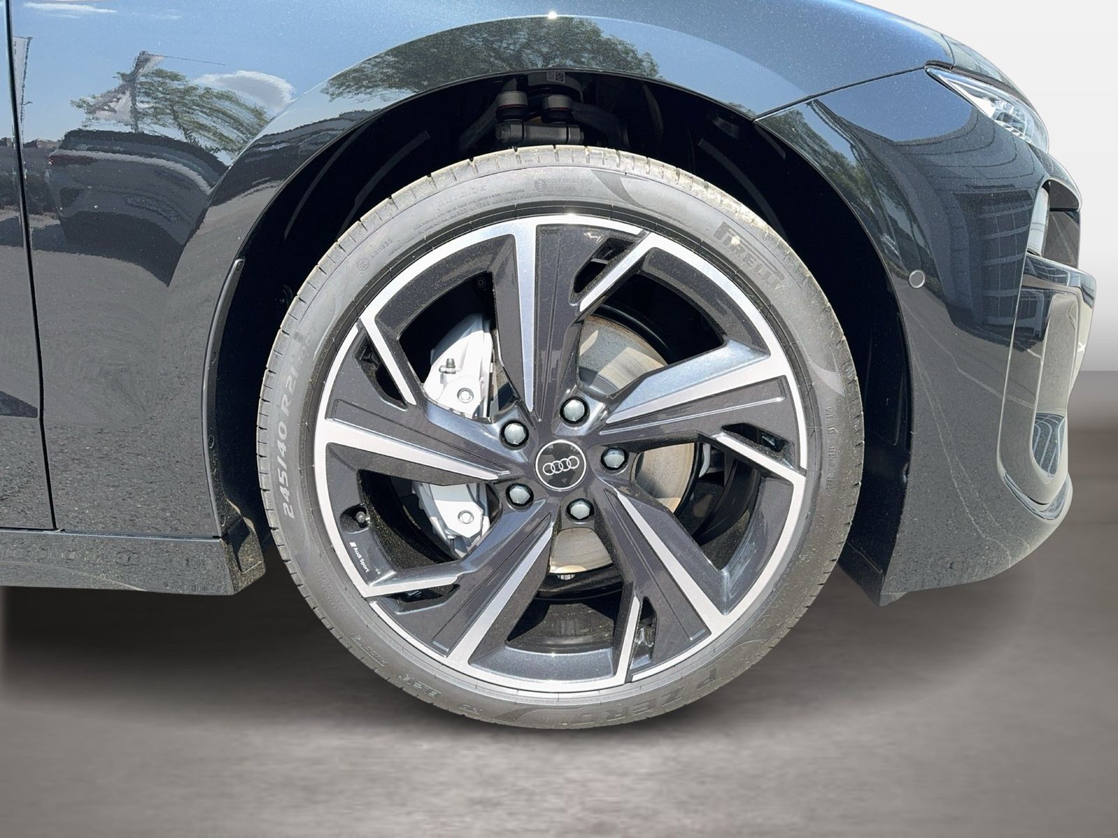 Fahrzeugabbildung Audi A6 e-tron Avant quattro S line business Matrix