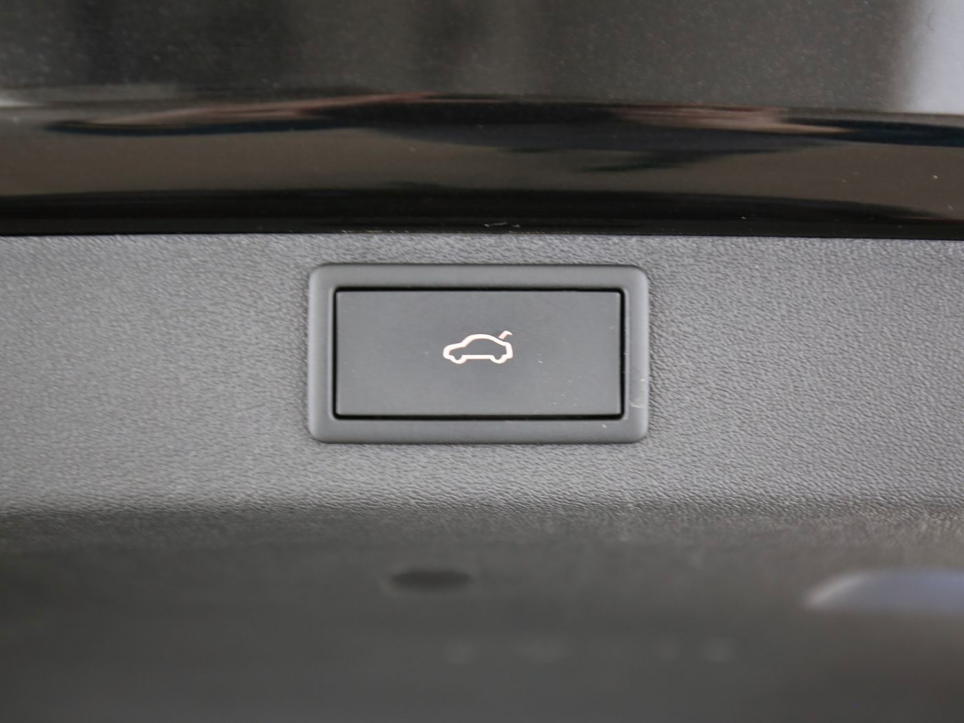 Fahrzeugabbildung SKODA Enyaq 80 Sportline AHK|Pano|SD|ACC|LED|Navi|PDC