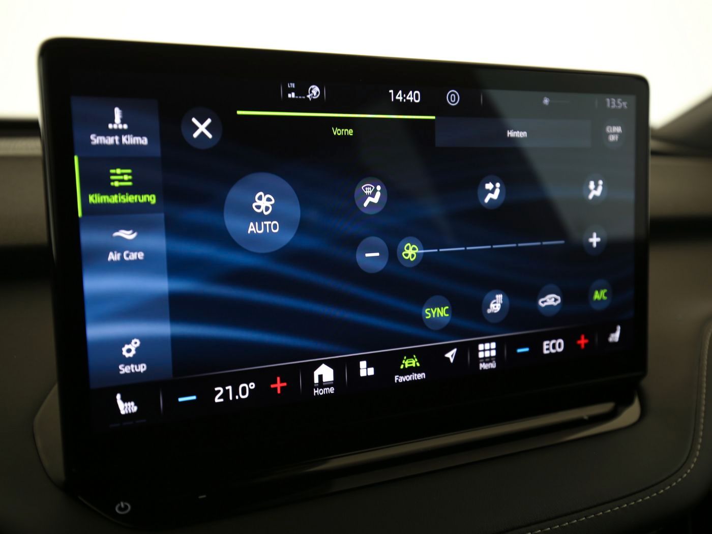 Fahrzeugabbildung SKODA Enyaq 80 Sportline AHK|Pano|SD|ACC|LED|Navi|PDC