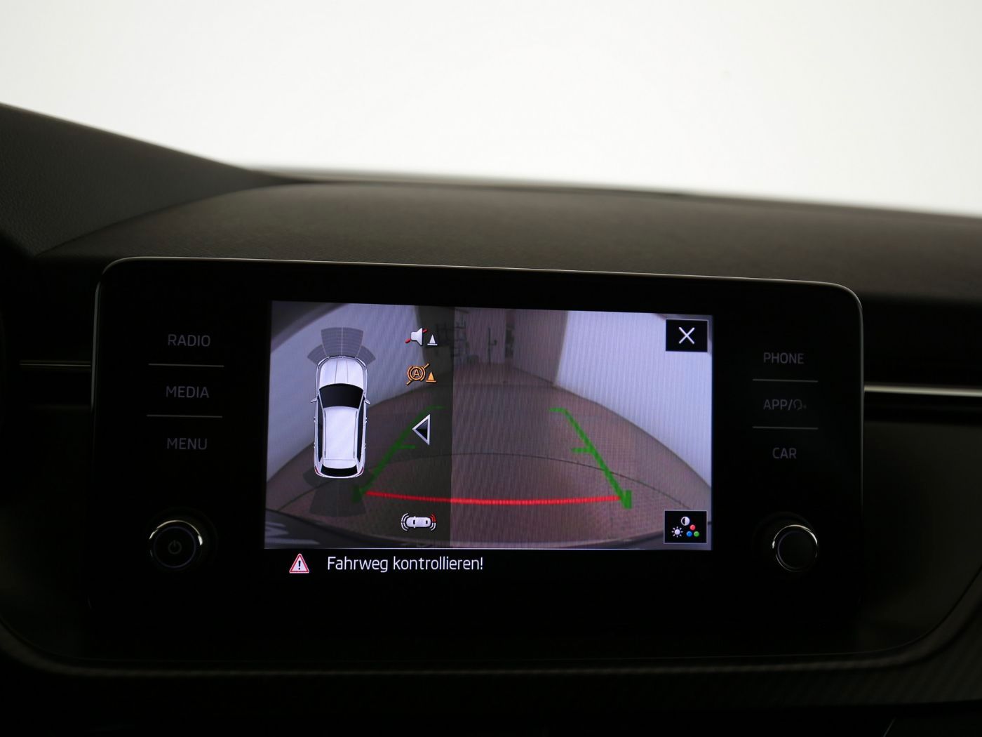 Fahrzeugabbildung SKODA Kamiq 1.0 TSI Monte Carlo Pano|SD|LED|Kamera|PDC