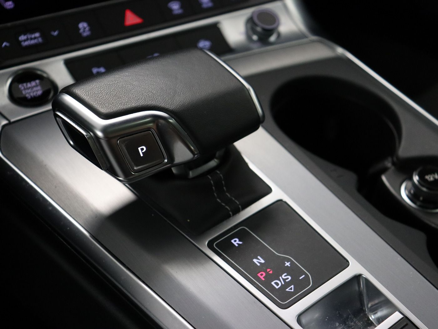 Fahrzeugabbildung Audi A6 Avant 50 TDI quattro tiptronic S line Sport