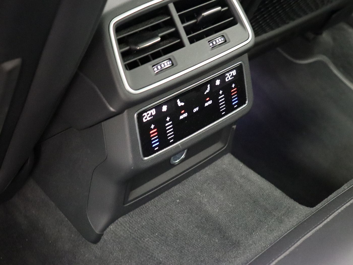 Fahrzeugabbildung Audi A6 Avant 50 TDI quattro tiptronic S line Sport