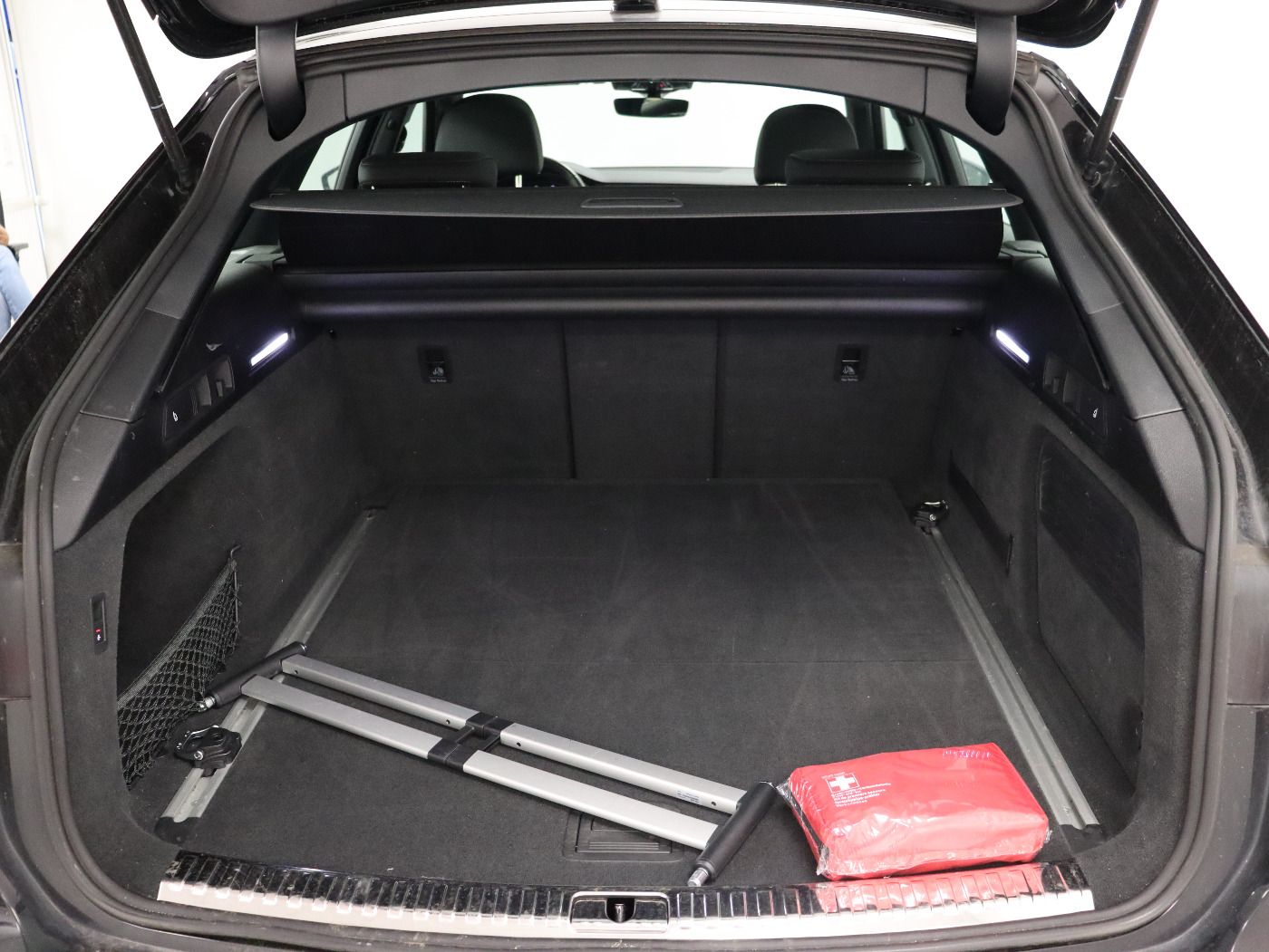 Fahrzeugabbildung Audi A6 Avant 50 TDI quattro tiptronic S line Sport