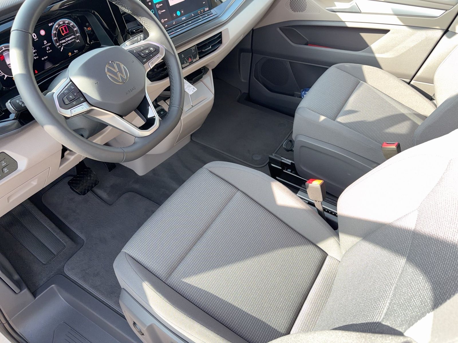 Fahrzeugabbildung Volkswagen NFZ Multivan 2.0 l TDI 110 kW DSG