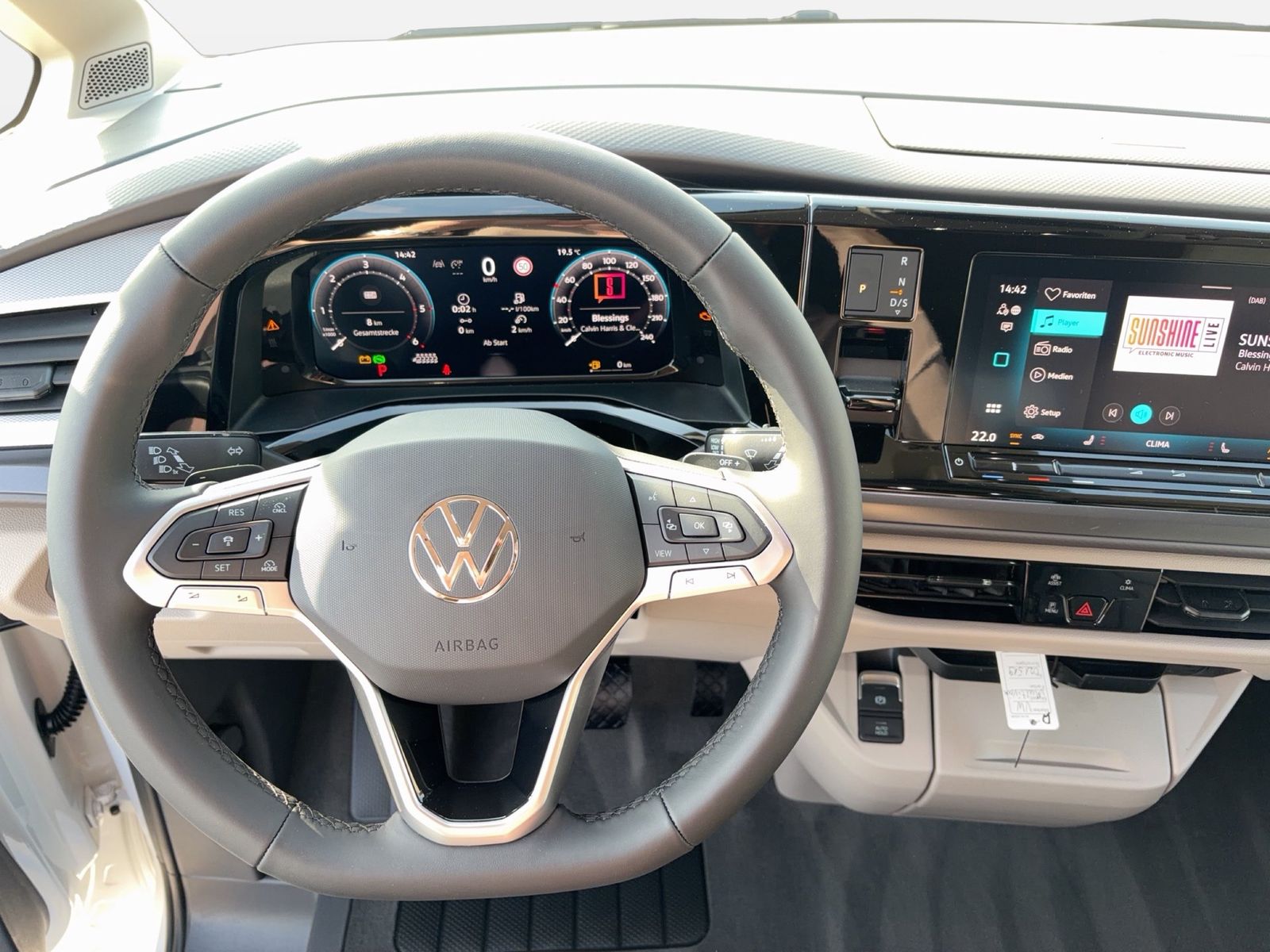 Fahrzeugabbildung Volkswagen NFZ Multivan 2.0 l TDI 110 kW DSG