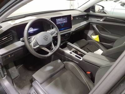 Fahrzeugabbildung Volkswagen Passat Variant 1.5 TSI e Hybrid DSG Business AHK