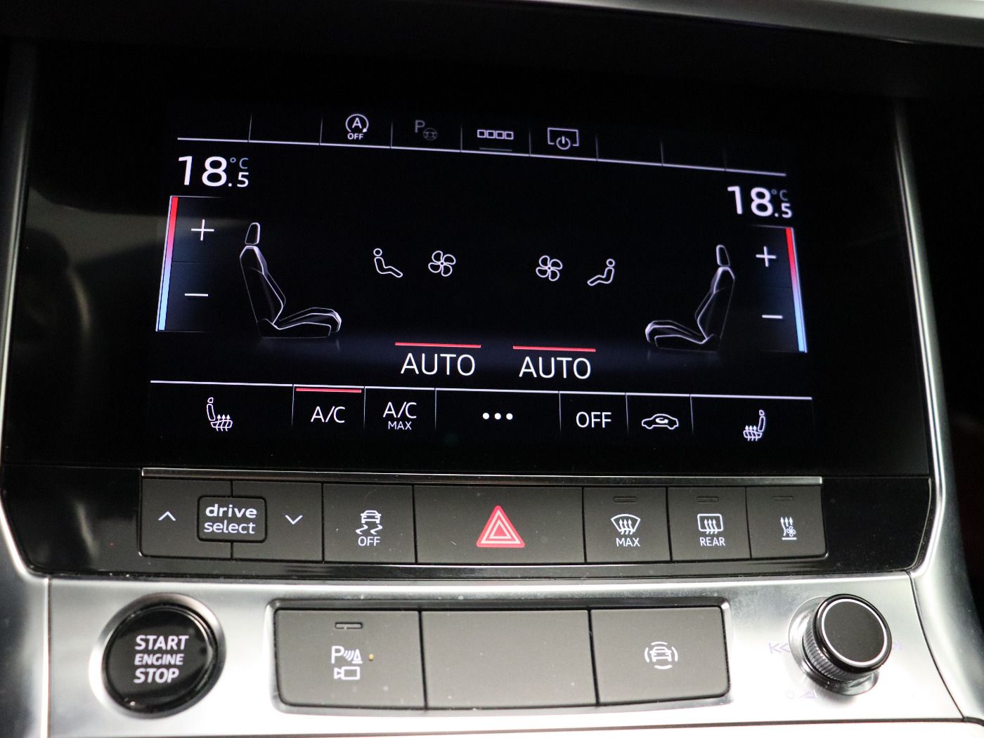 Fahrzeugabbildung Audi A6 Avant 45 TDI quattro S tronic S line |Matrix