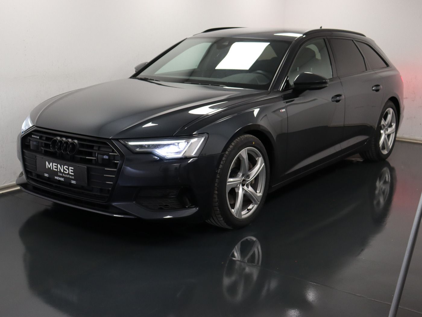 Fahrzeugabbildung Audi A6 Avant 45 TDI quattro S tronic S line |Matrix