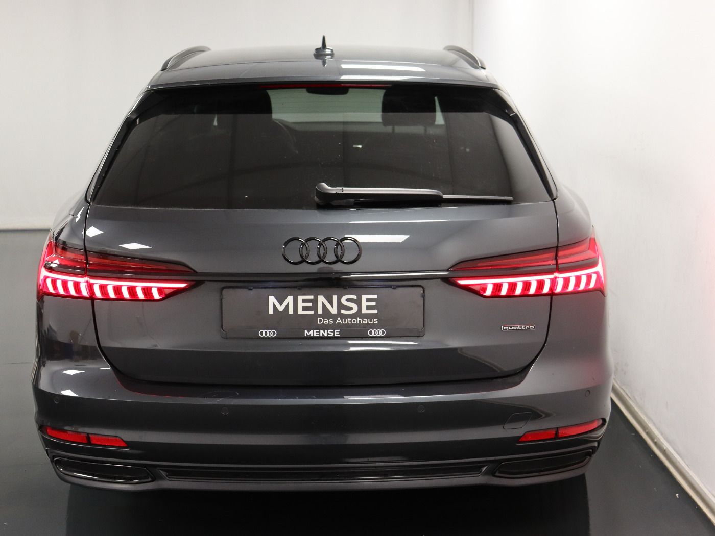 Fahrzeugabbildung Audi A6 Avant 45 TDI quattro S tronic S line |Matrix