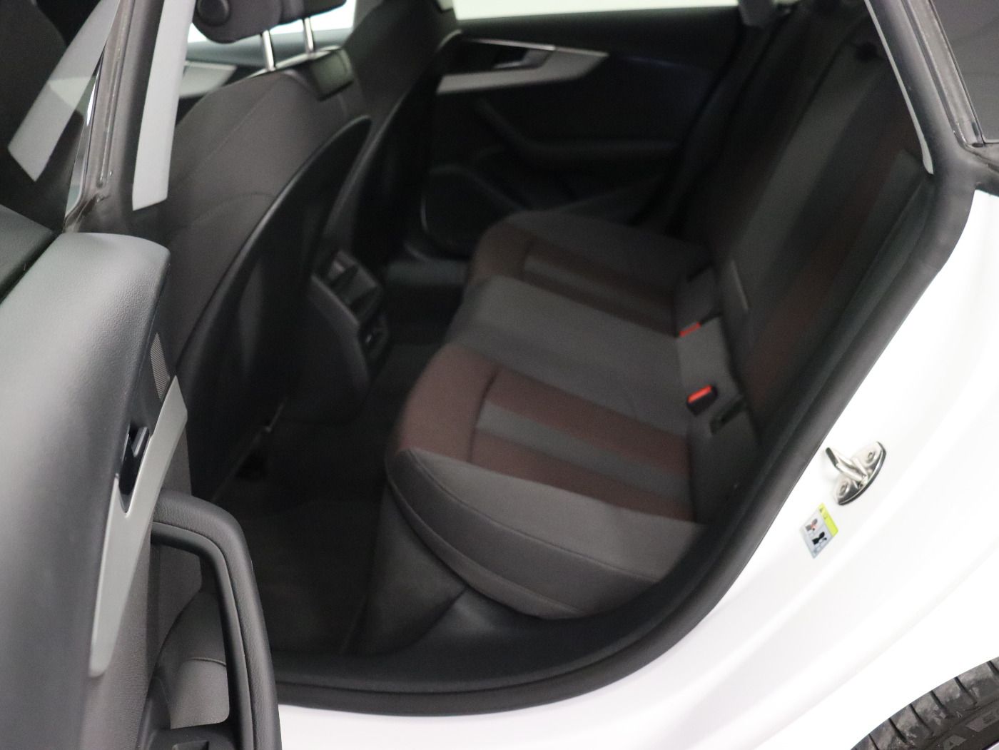 Fahrzeugabbildung Audi A5 Sportback 40 TDI S tronic S line CarPlay|SD