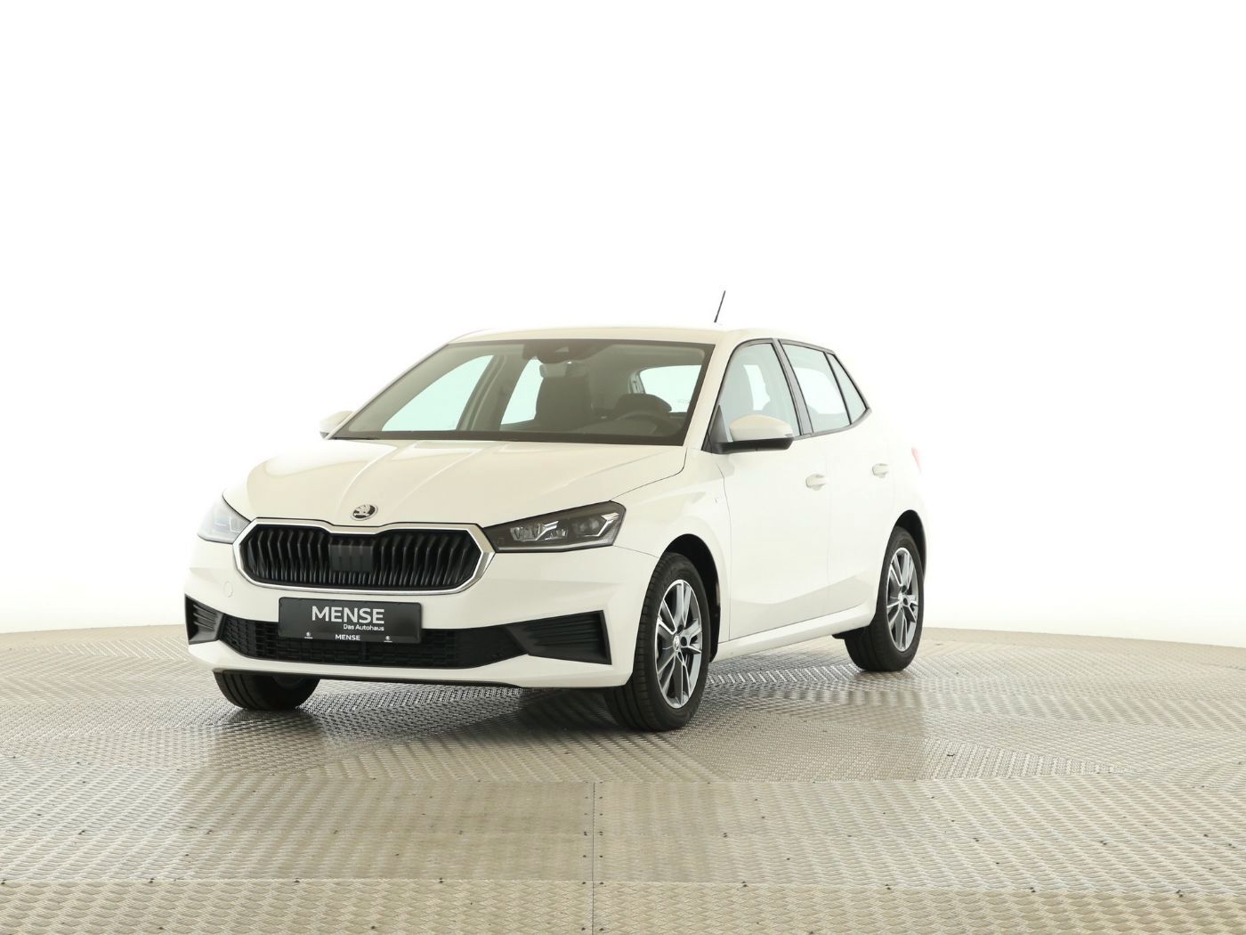 Fahrzeugabbildung SKODA Fabia 1.0 TSI Tour LED|Navi|KlimaA|LaneAss|PDC