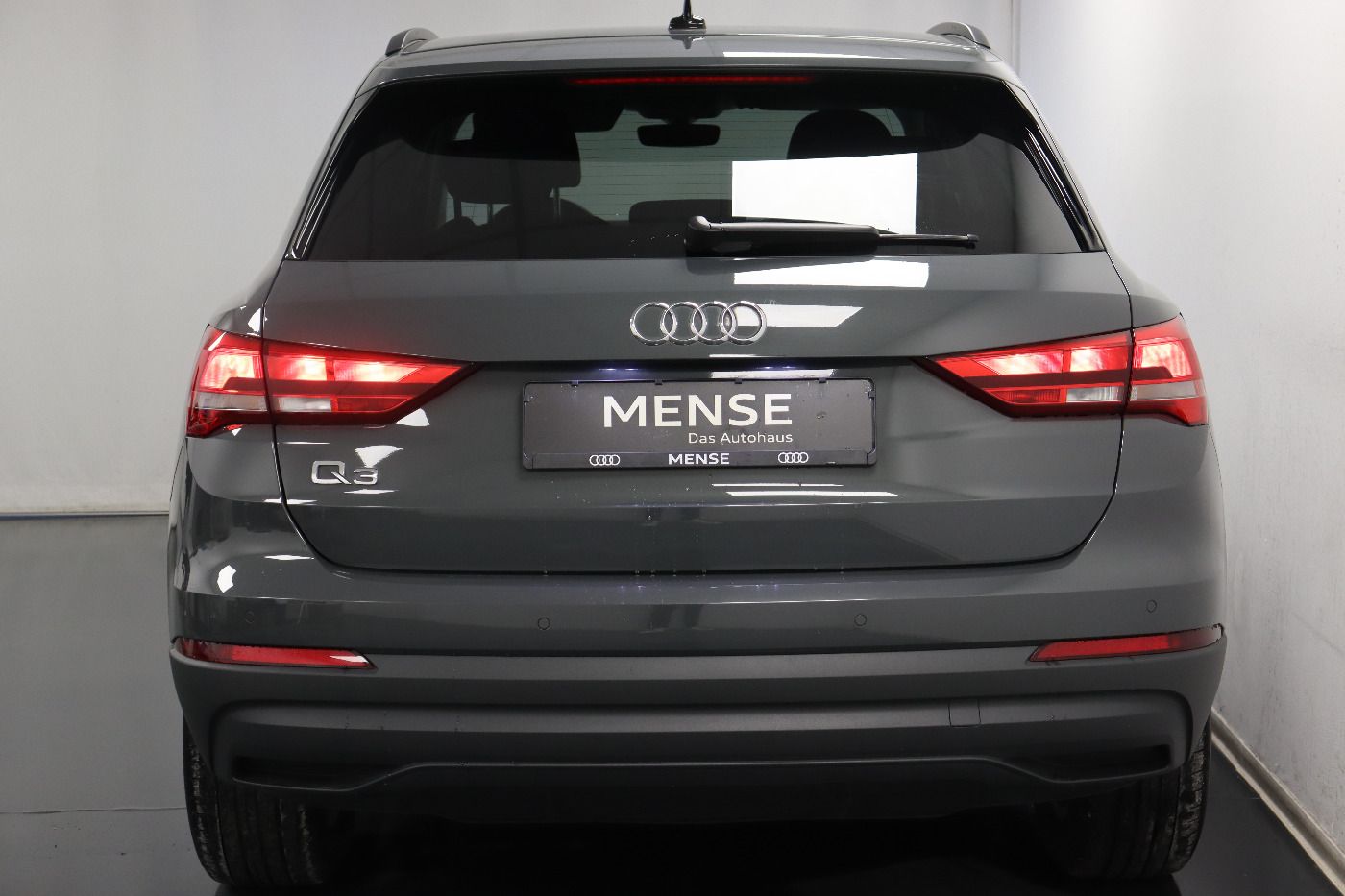 Fahrzeugabbildung Audi Q3 45 TFSIe S- tronic Standhzg|LED|Navi|KeyLess