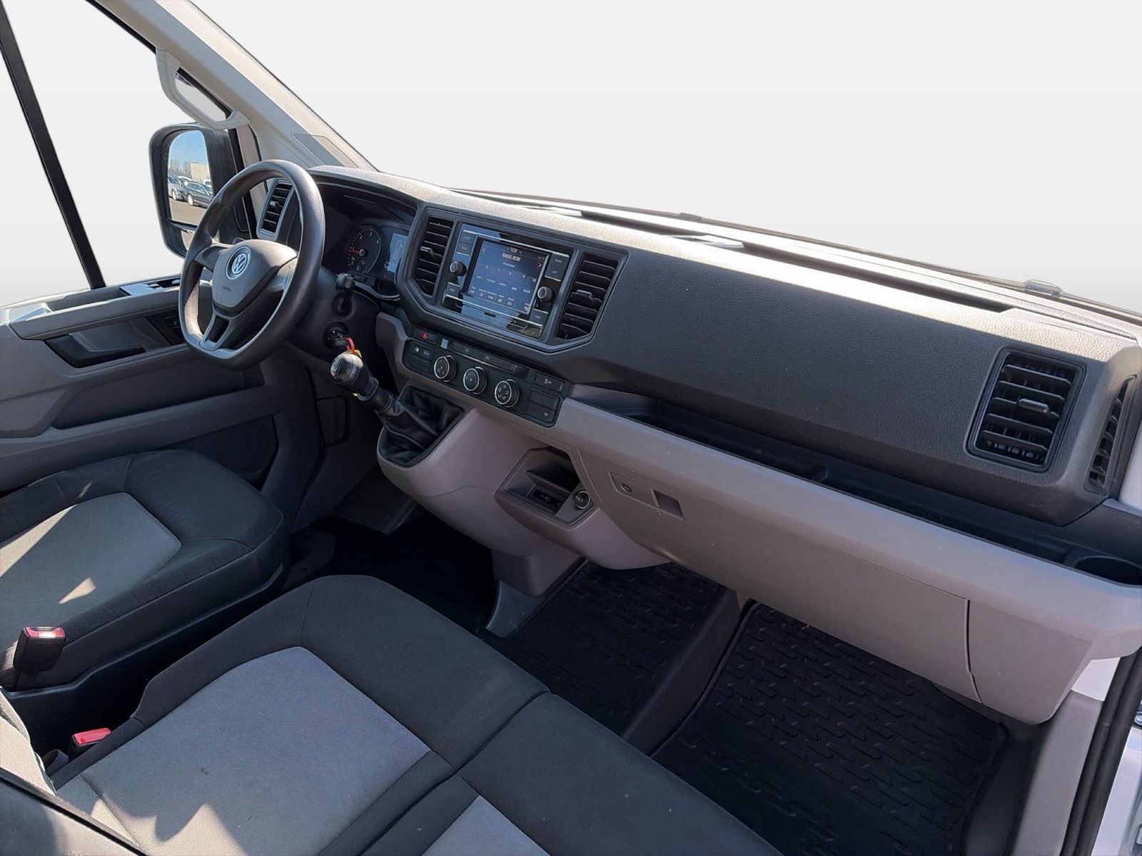 Fahrzeugabbildung Volkswagen Crafter 35 2.0 TDI RWD Kasten lang Hochdach AHK