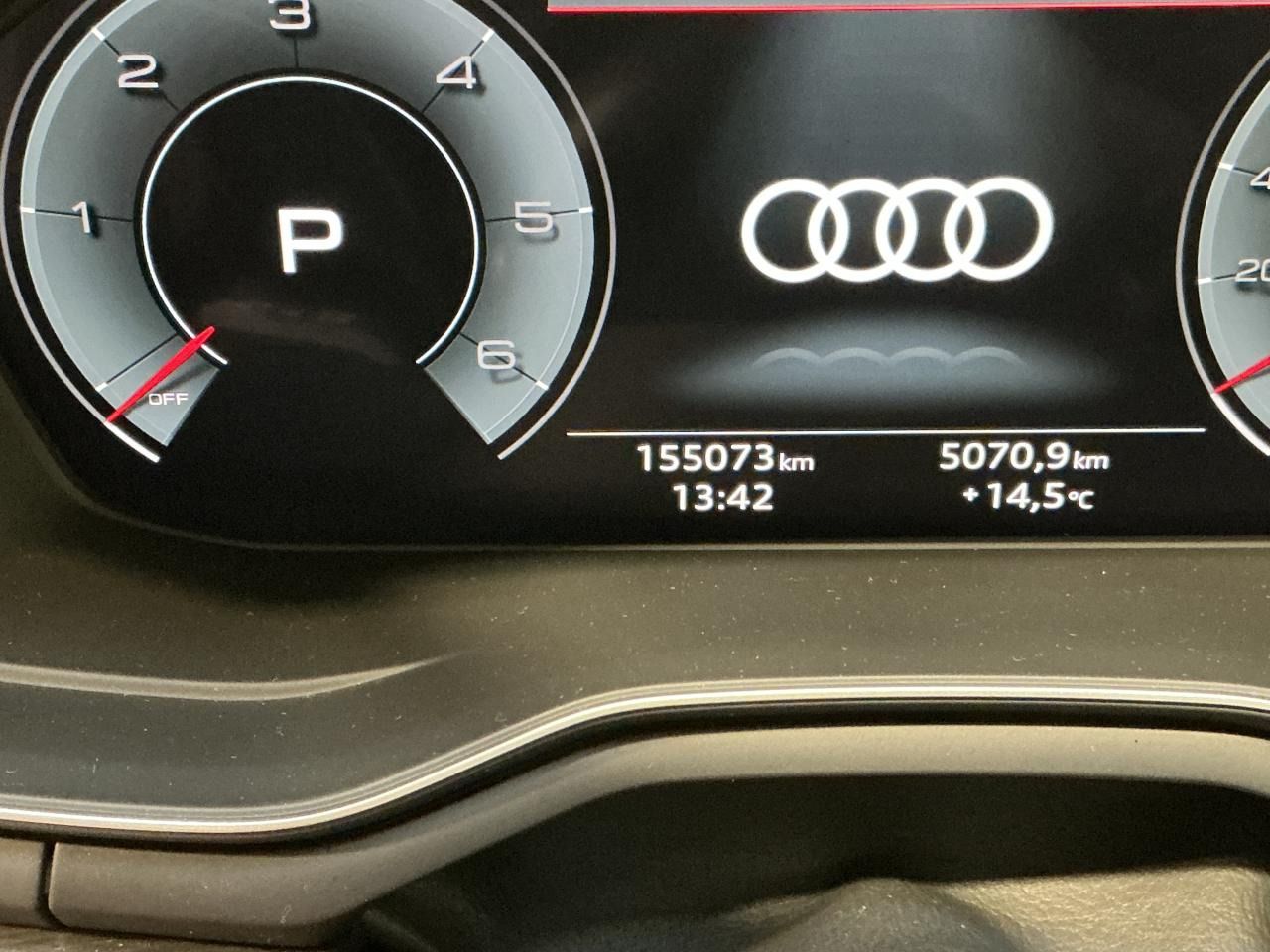 Fahrzeugabbildung Audi A4 Avant 40 TDI quattro S tronic Advanced Matrix