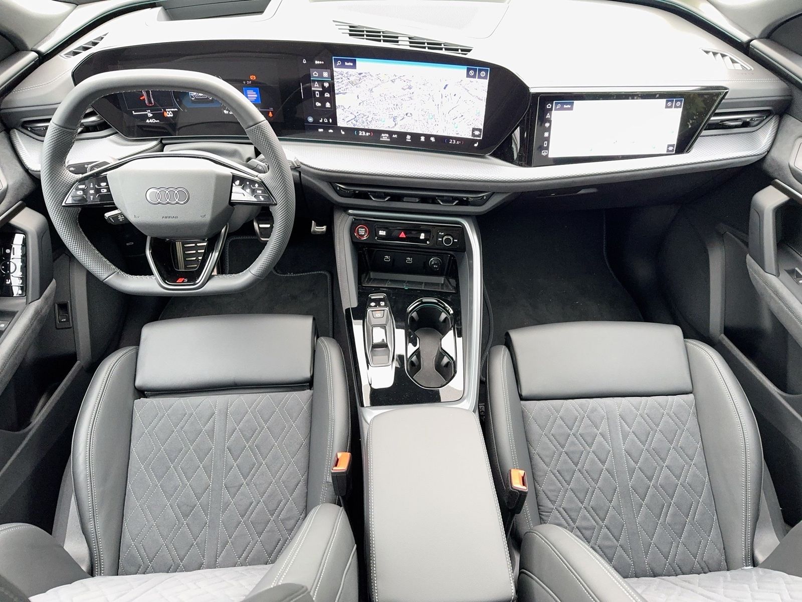 Fahrzeug autohaus mense Fahrzeugabbildung Audi Q5 SUV TDI quattro 150 kW S tronic Matrix|B&O|Te - mit KI generiert/bearbeitet