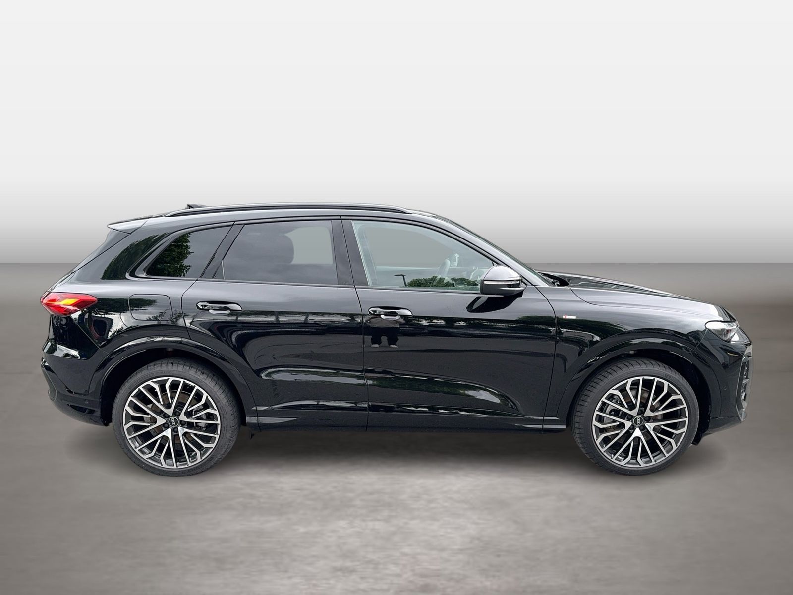 Fahrzeug autohaus mense Fahrzeugabbildung Audi Q5 SUV TDI quattro 150 kW S tronic Matrix|B&O|Te - mit KI generiert/bearbeitet