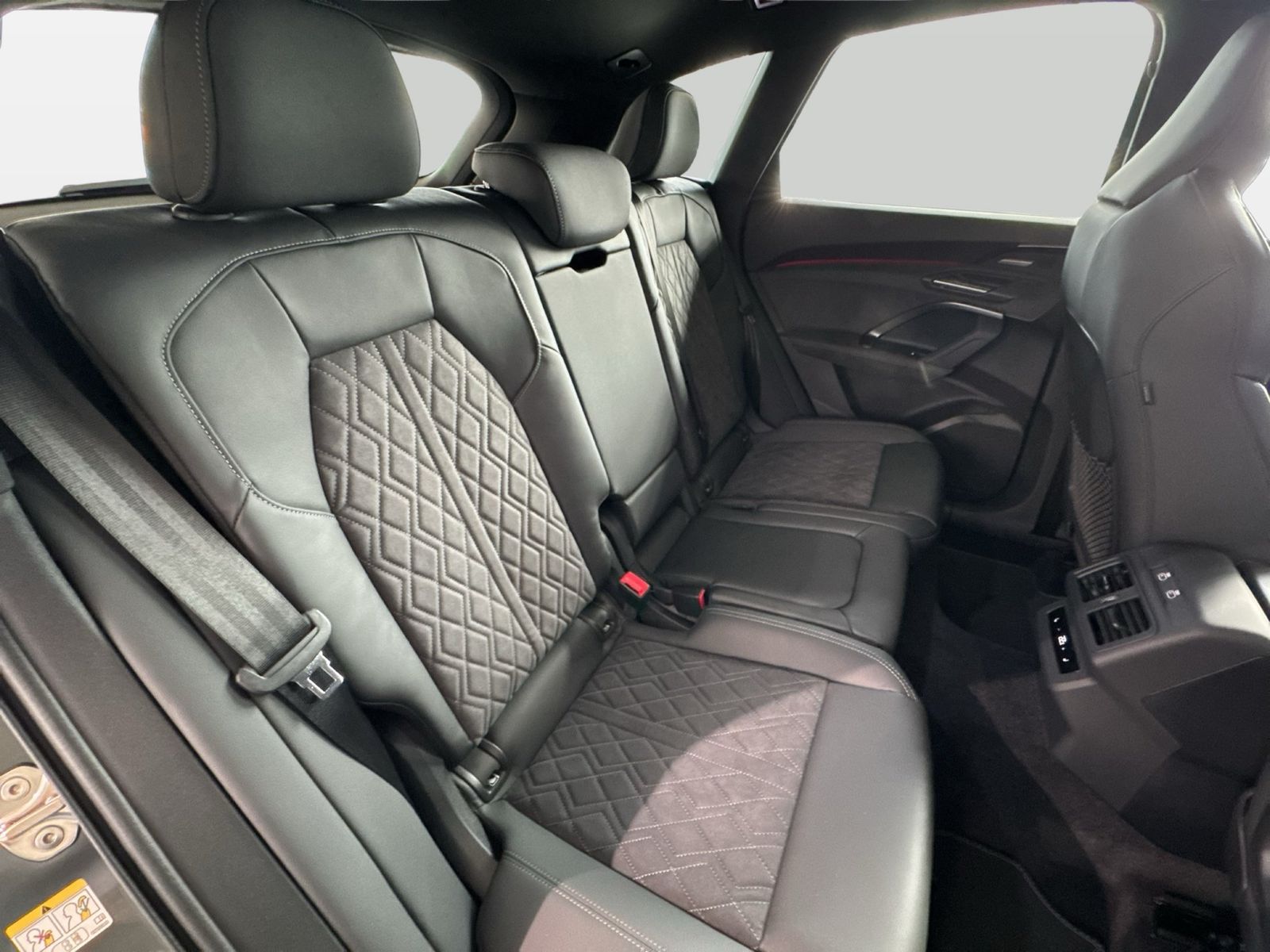 Fahrzeugabbildung Audi Q5 SUV TDI S line Matrix|B&O|CarPlay|TechPro