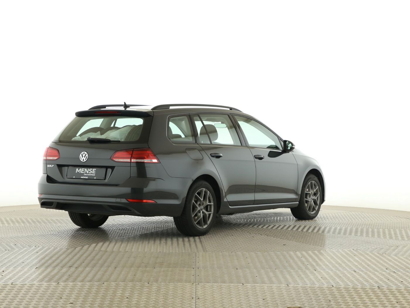 Fahrzeugabbildung Volkswagen Golf VII Variant 1.6 TDI BMT Trendline CarPlay