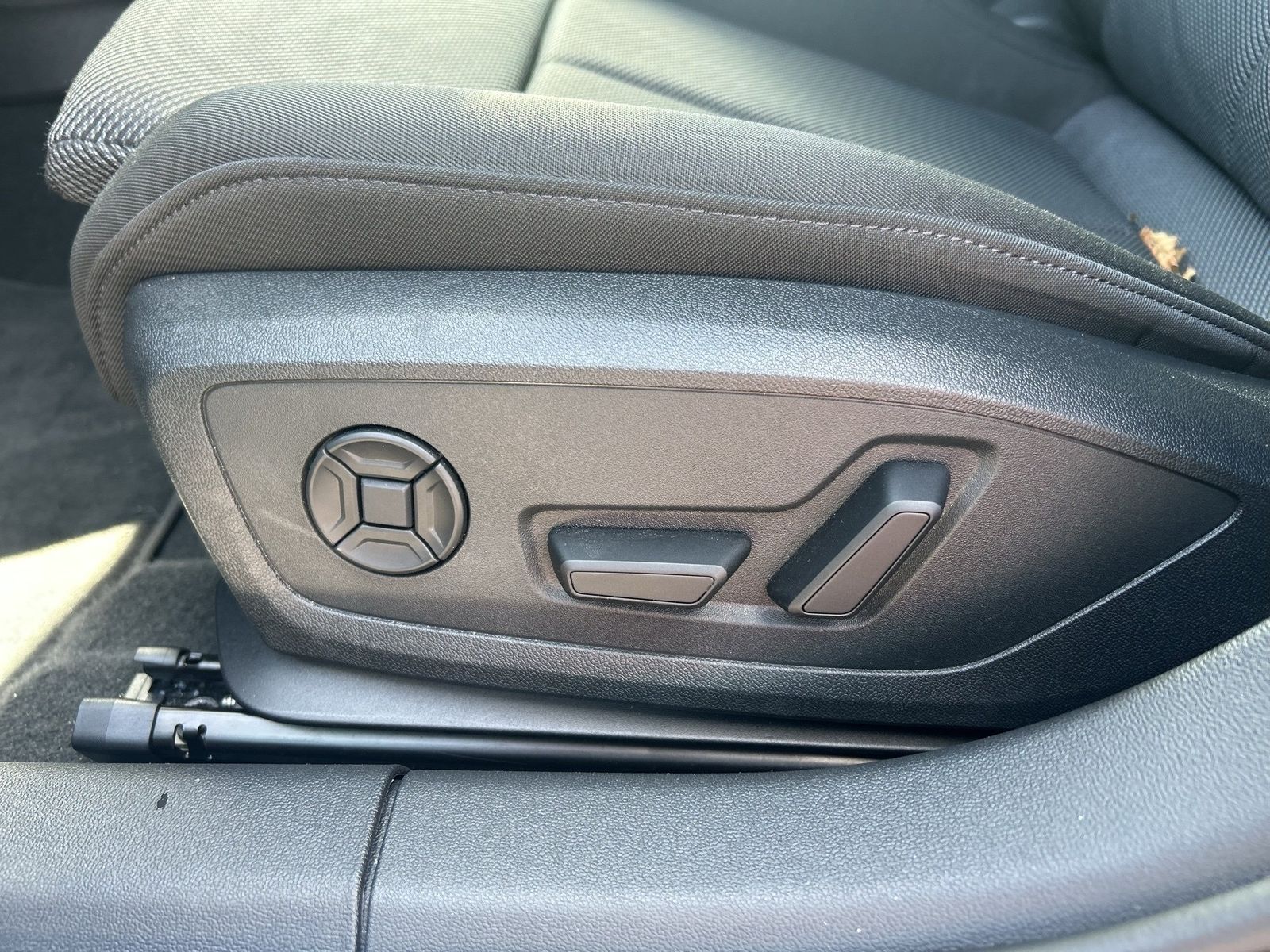 Fahrzeugabbildung Audi A3 Sportback 35 TDI S tronic S line ACC|Navi|PDC