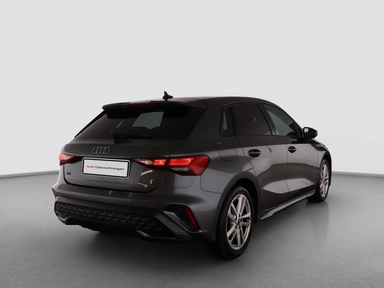 Fahrzeugabbildung Audi A3 Sportback 35 TDI S tronic S line ACC|Navi|PDC