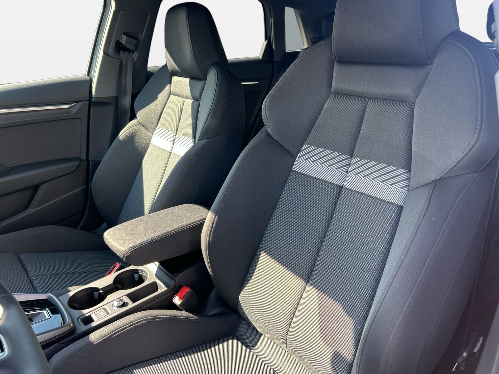 Fahrzeugabbildung Audi A3 Sportback 40 TFSI e S tronic Sonos|AHK|HUD|LM