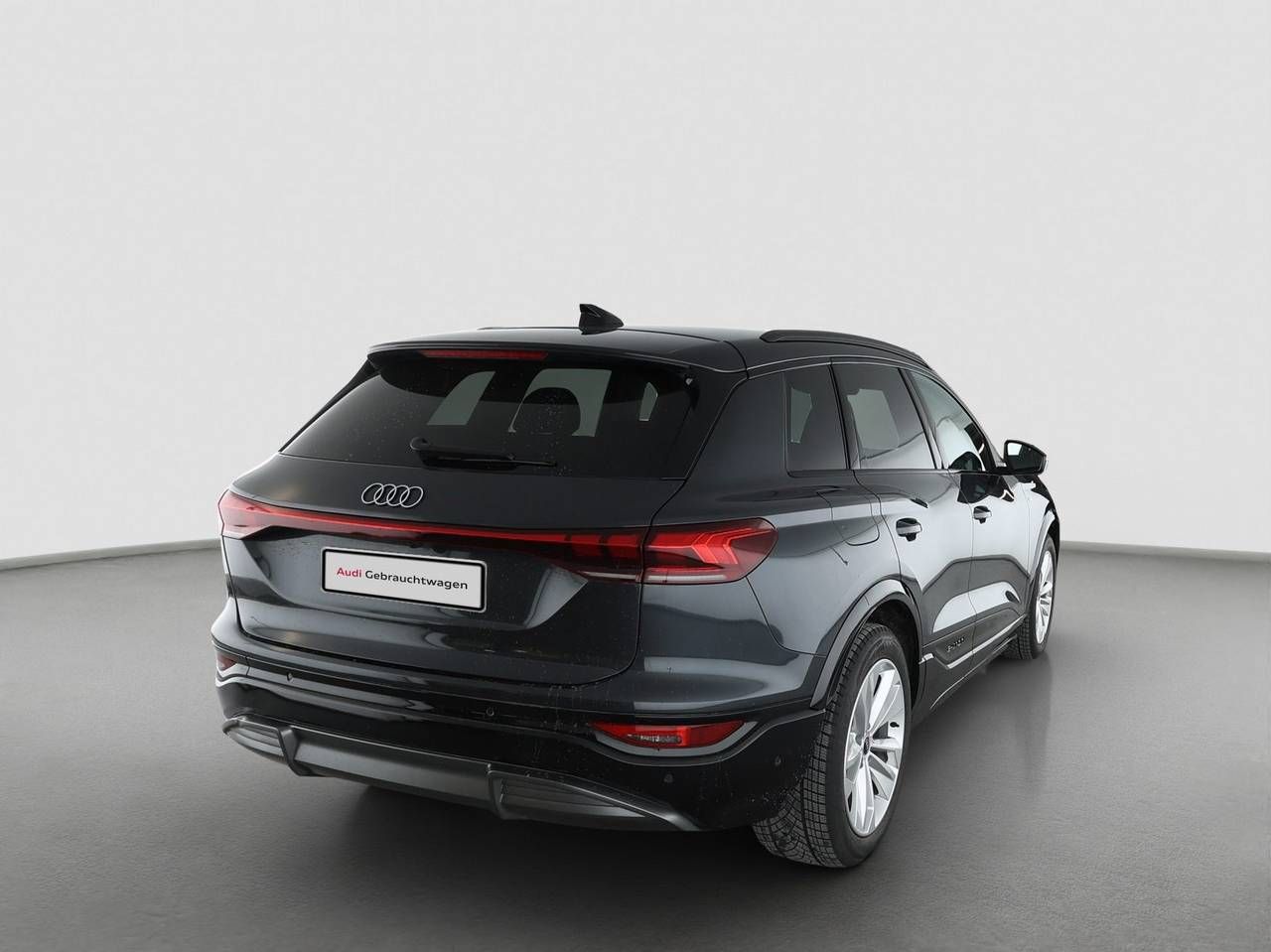 Fahrzeug autohaus mense Fahrzeugabbildung Audi Q6 e-tron performance S line B&O|AHK|HUD
