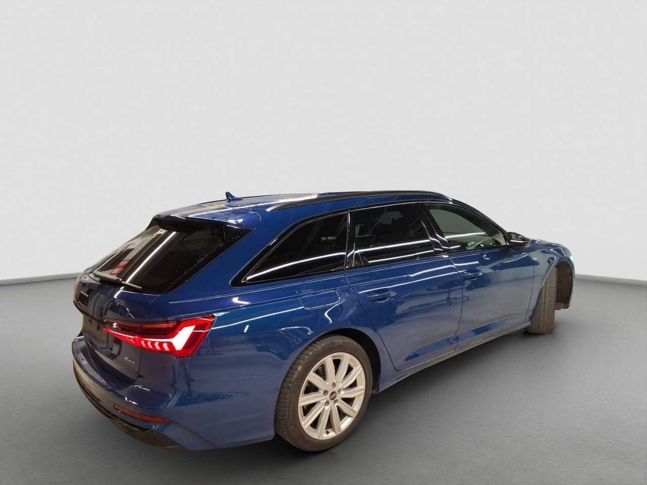 Fahrzeugabbildung Audi A6 Avant 50 TFSI e quattro S tronic S line B&O