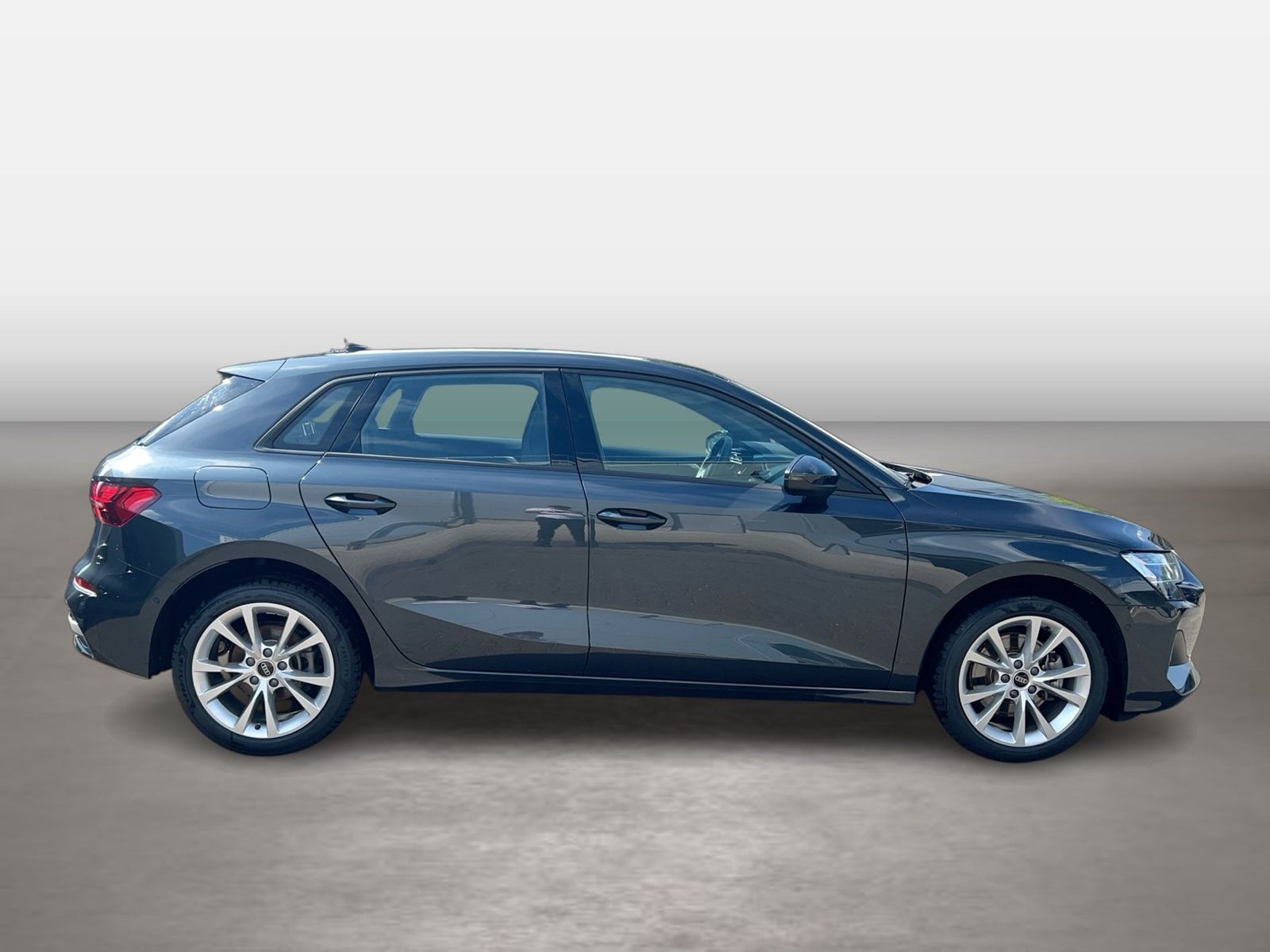 Fahrzeugabbildung Audi A3 Sportback 40 TFSI e S tronic advanced ACC|LED