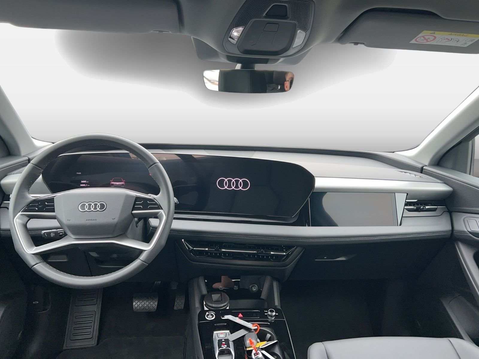 Fahrzeug autohaus mense Fahrzeugabbildung Audi Q6 e-tron Tech pro AHK|Luft|Standhzg|4xSHZG|ACC|