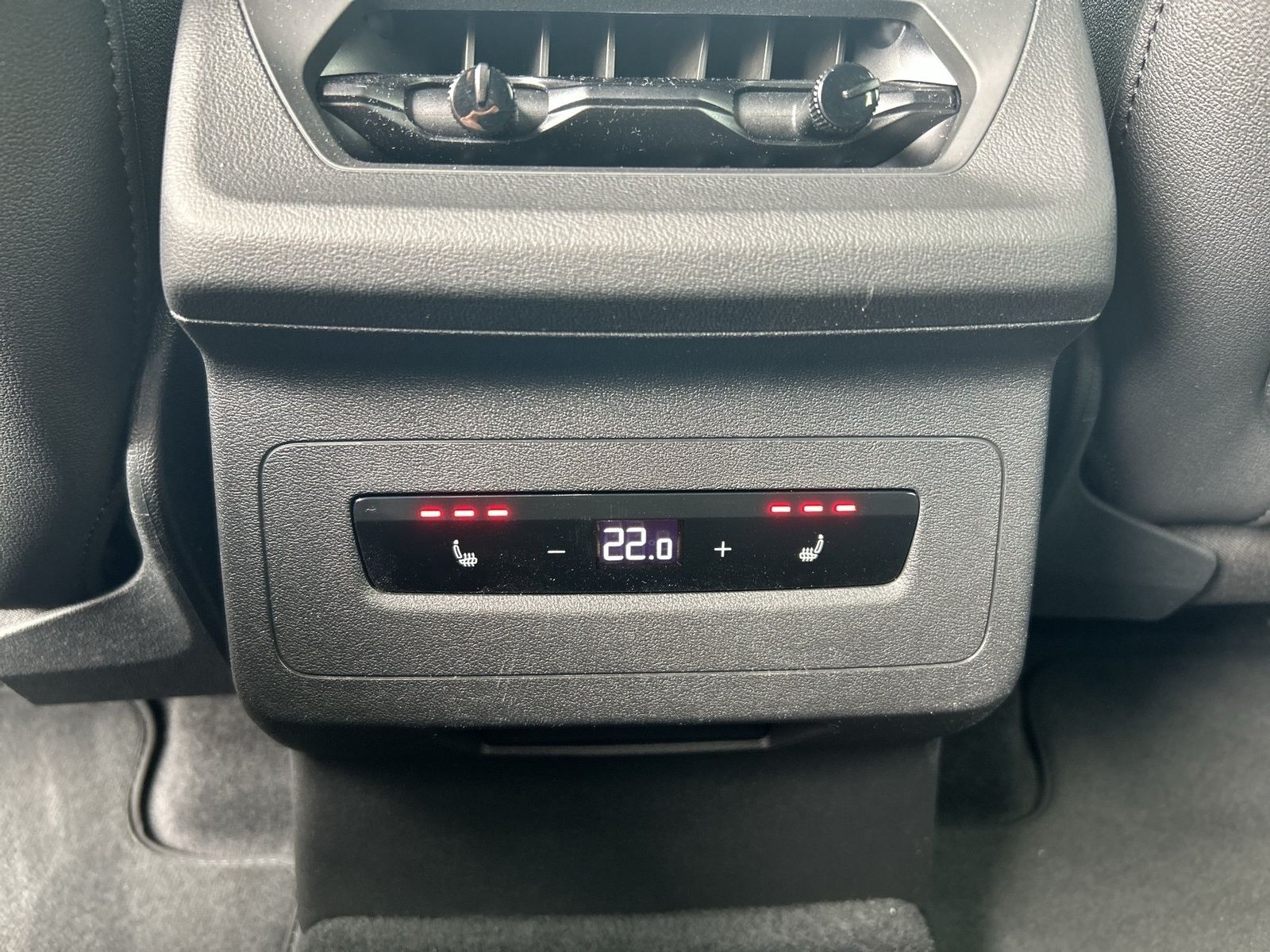 Fahrzeugabbildung Audi A6 Sportback e-tron Tech pro B&O|AHK|HUD|Luft|Pa