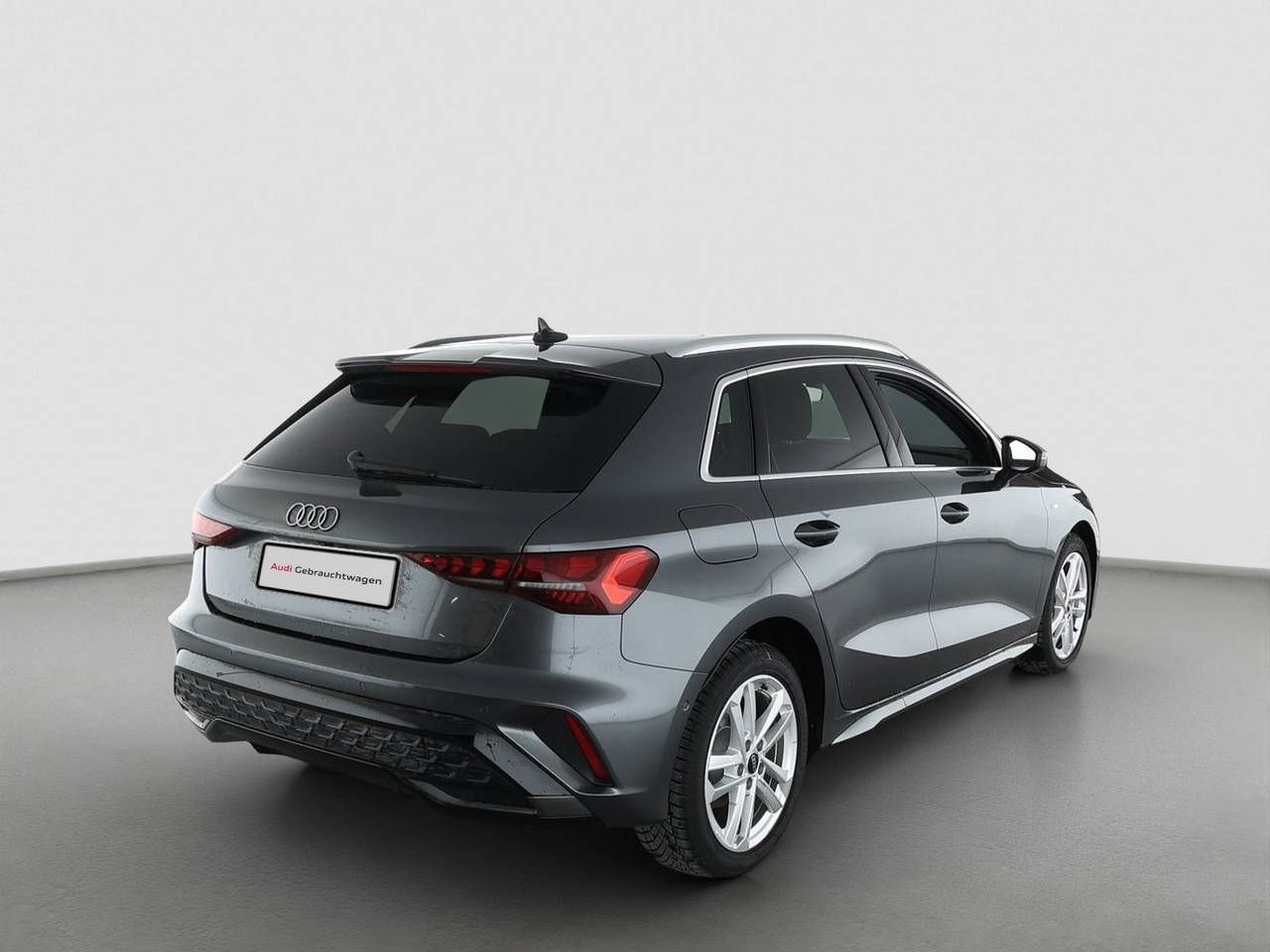 Fahrzeugabbildung Audi A3 Sportback 40 TFSI e S tronic S-Line Sonos|AHK