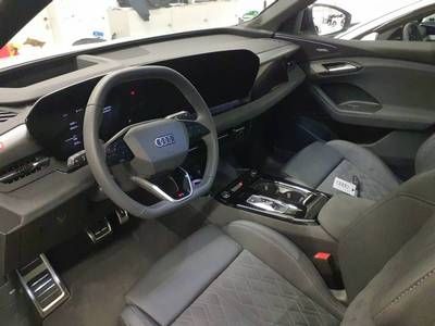 Fahrzeugabbildung Audi Q6 e-tron S line AHK|HUD|Luft|Pano|LM