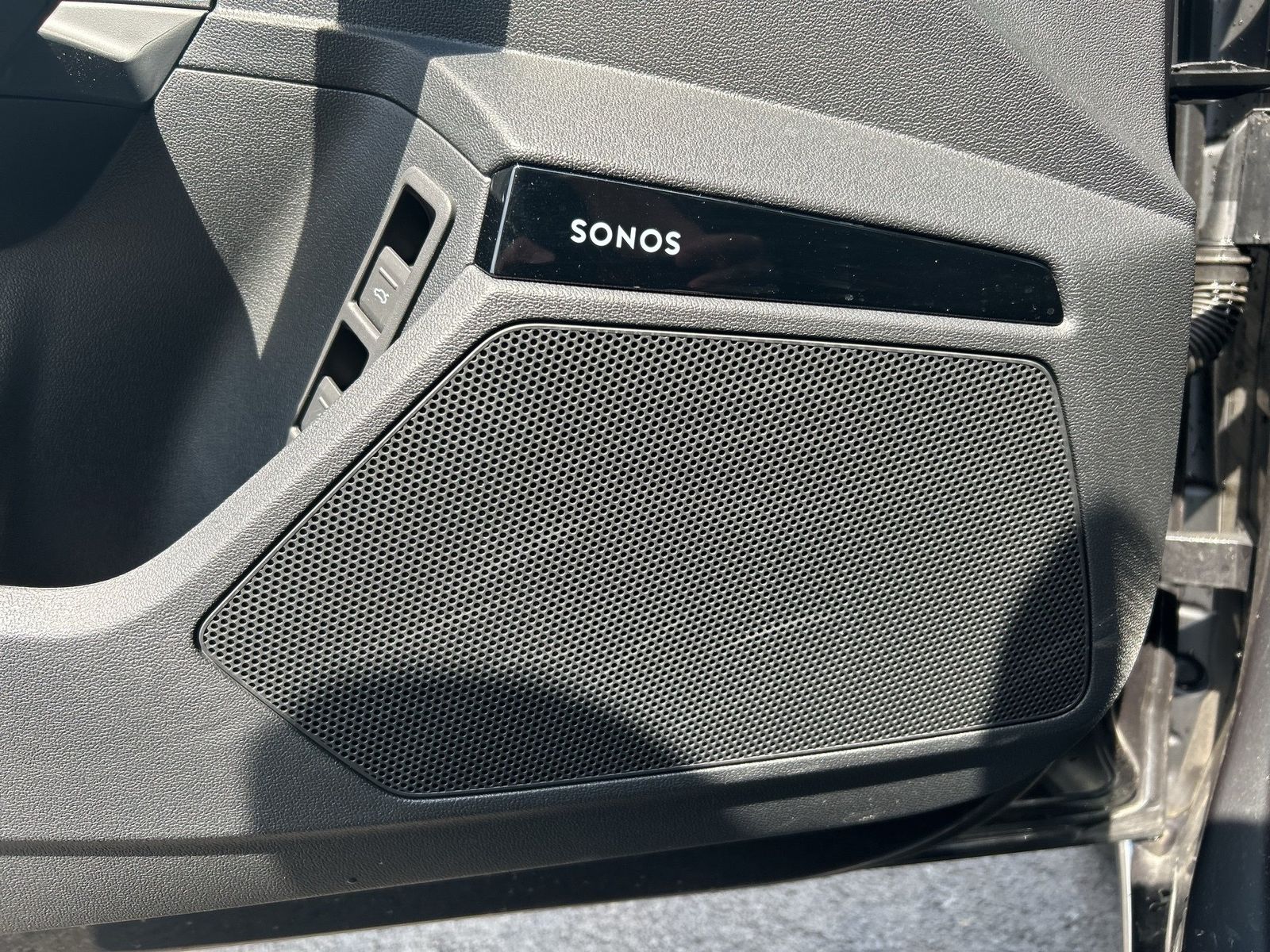Fahrzeugabbildung Audi A3 Sportback 40 TFSI e S tronic advanced Matrix