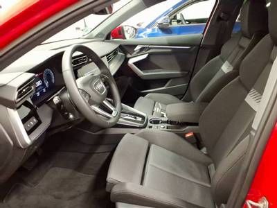 Fahrzeugabbildung Audi A3 Sportback 40 TFSI e S tronic advanced Matrix