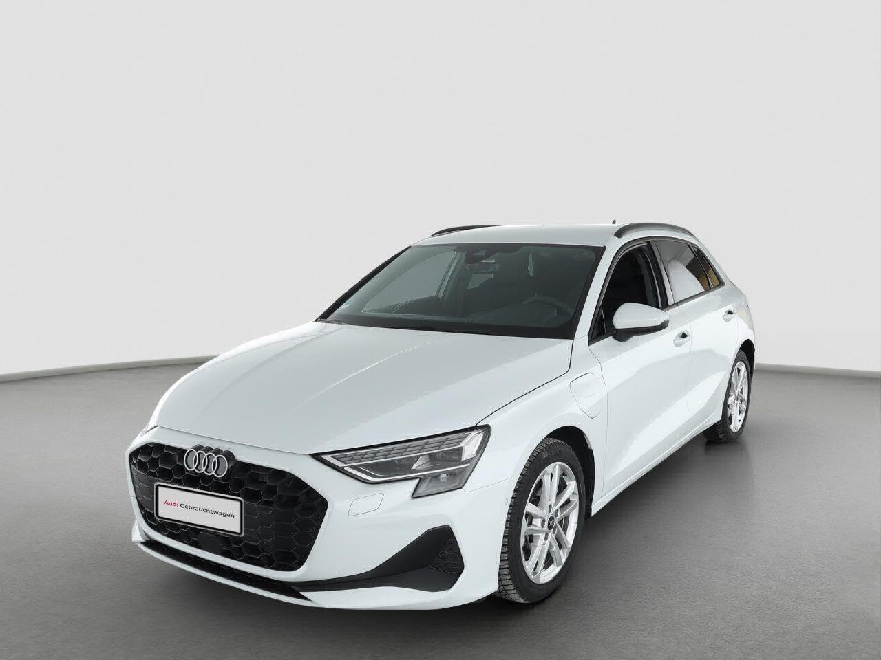 Fahrzeugabbildung Audi A3 Sportback 40 TFSI e S tronic Advanced AHK|ACC