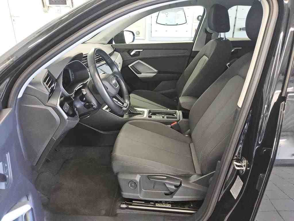 Fahrzeugabbildung Audi Q3 Sportback 35 TFSI S line S tronic CarPlay|ACC