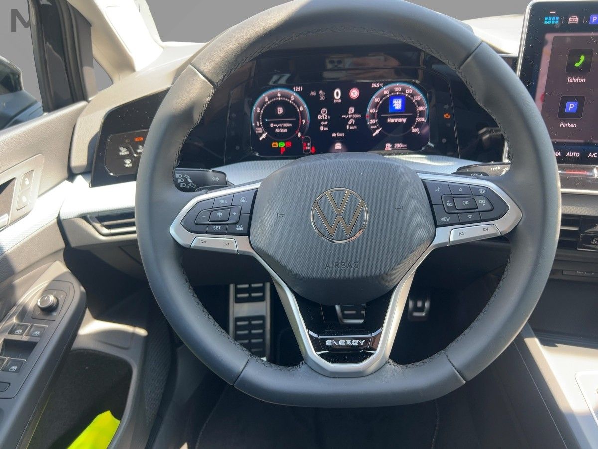 Fahrzeugabbildung Volkswagen Golf 1.5 eTSI DSG Energy AHK Navi Ganzjahresreif