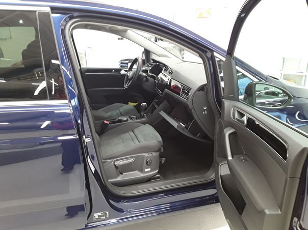 Fahrzeug autohaus mense Fahrzeugabbildung Volkswagen Touran 2.0 TDI DSG Highline CarPlay|AHK|Pano|SD