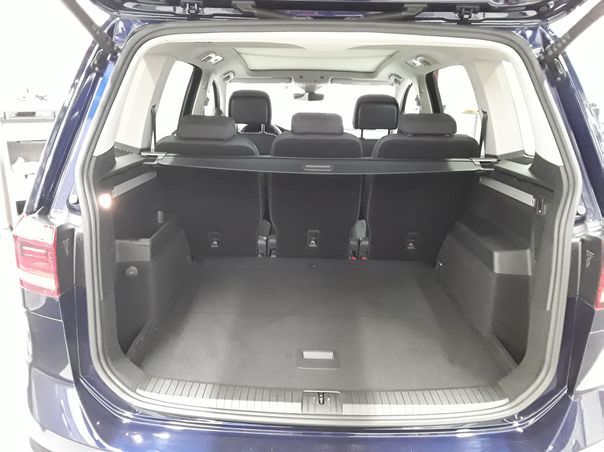 Fahrzeug autohaus mense Fahrzeugabbildung Volkswagen Touran 2.0 TDI DSG Highline CarPlay|AHK|Pano|SD