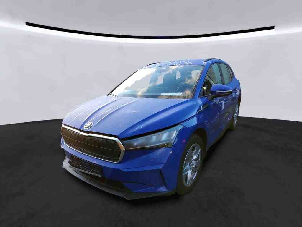 Fahrzeugabbildung SKODA Enyaq 50 Loft LED|VirtualCP|KlimaA|LaneAss|PDC