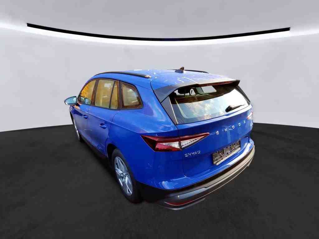 Fahrzeugabbildung SKODA Enyaq 50 Loft LED|VirtualCP|KlimaA|LaneAss|PDC