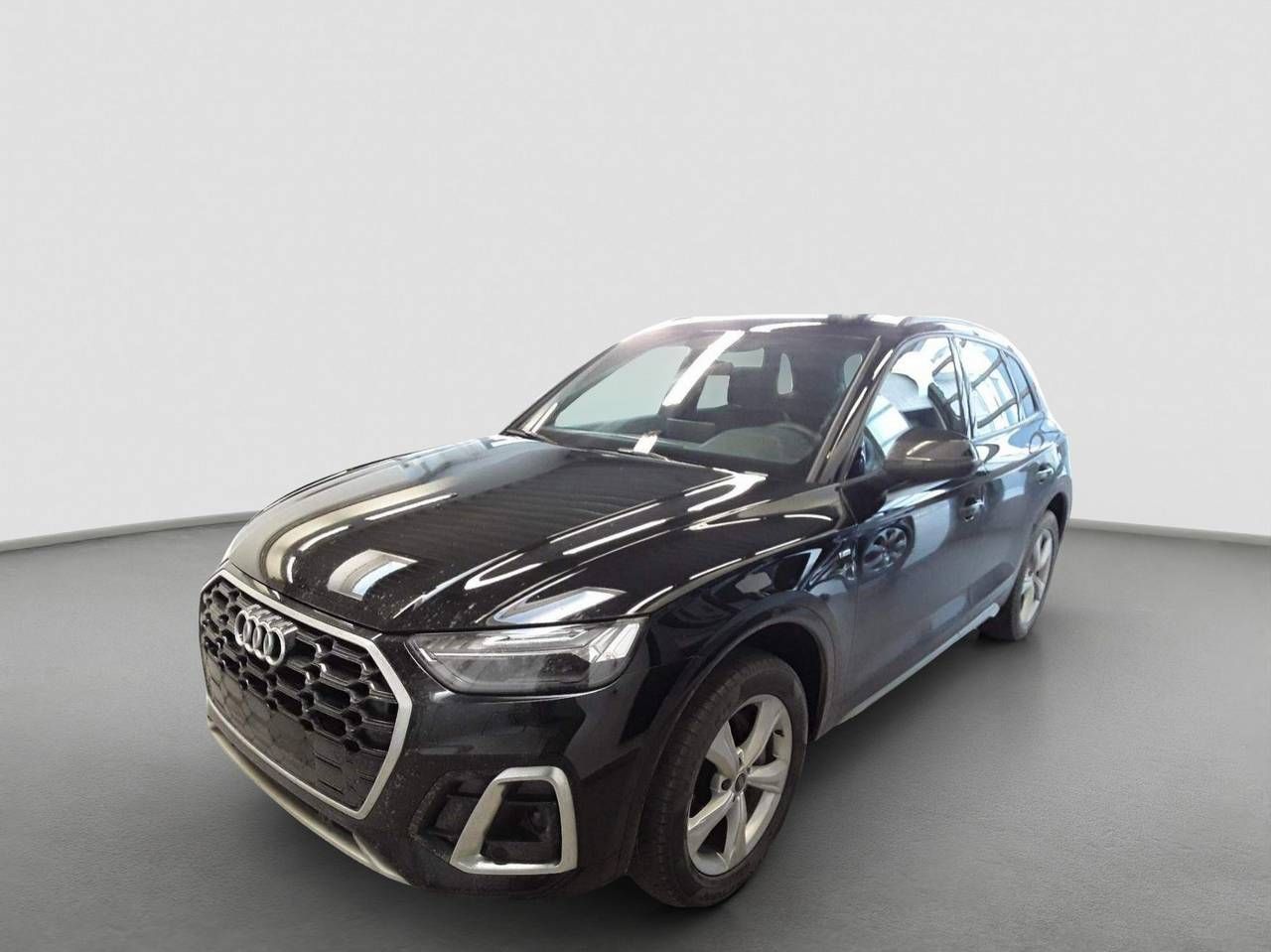 Fahrzeugabbildung Audi Q5 50 TFSI e quattro S tronic S-Line Matrix|ACC