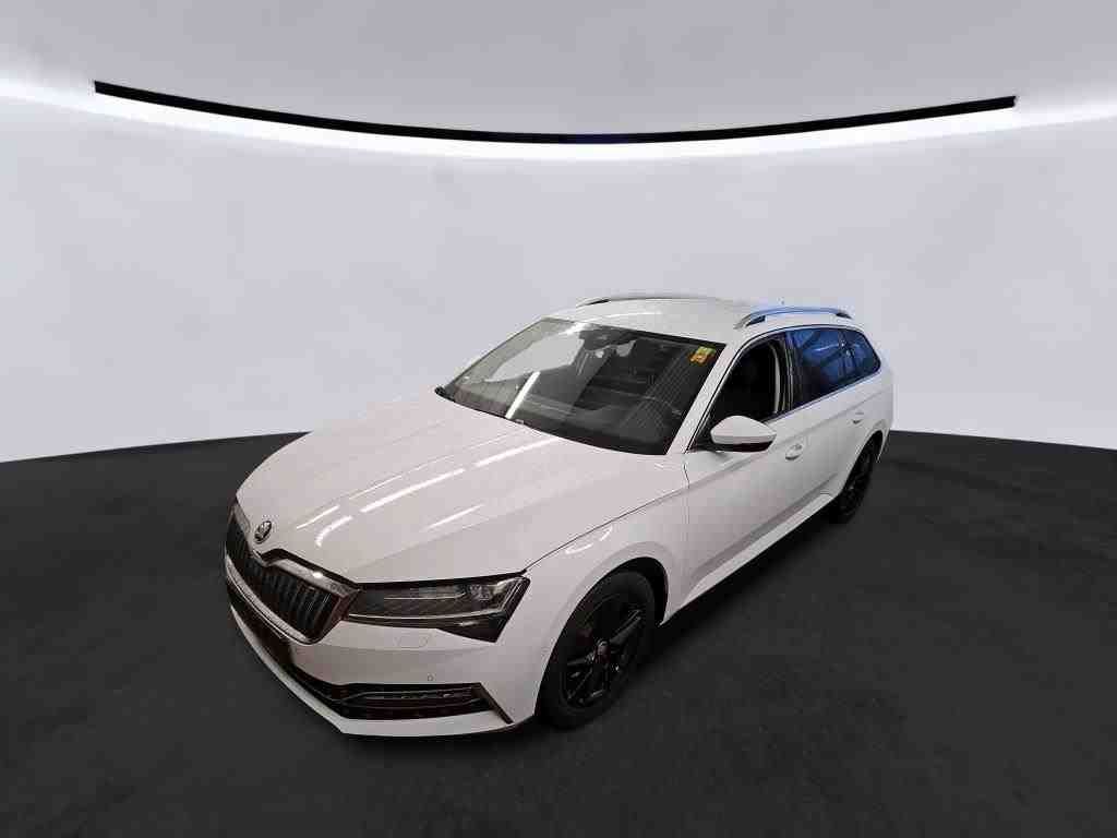 Fahrzeugabbildung SKODA Superb Combi 1.4 TSI Style iV Standhzg|4xSHZG|LM