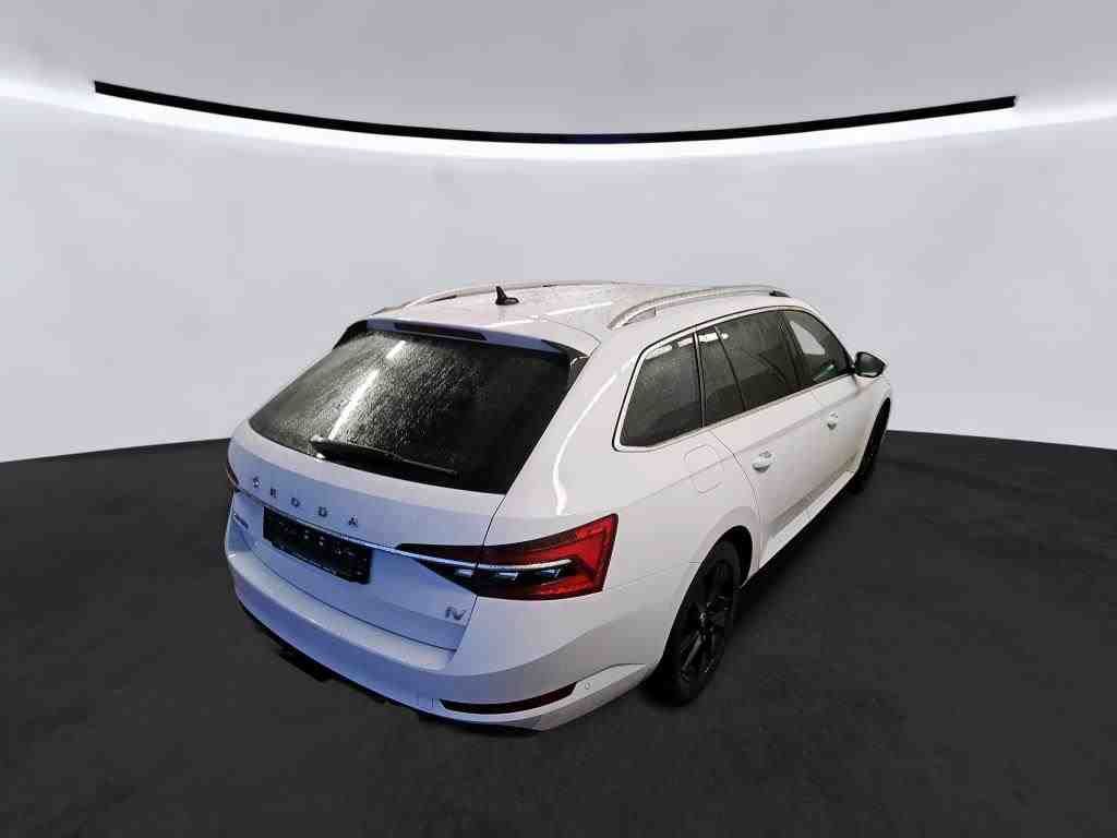 Fahrzeugabbildung SKODA Superb Combi 1.4 TSI Style iV Standhzg|4xSHZG|LM