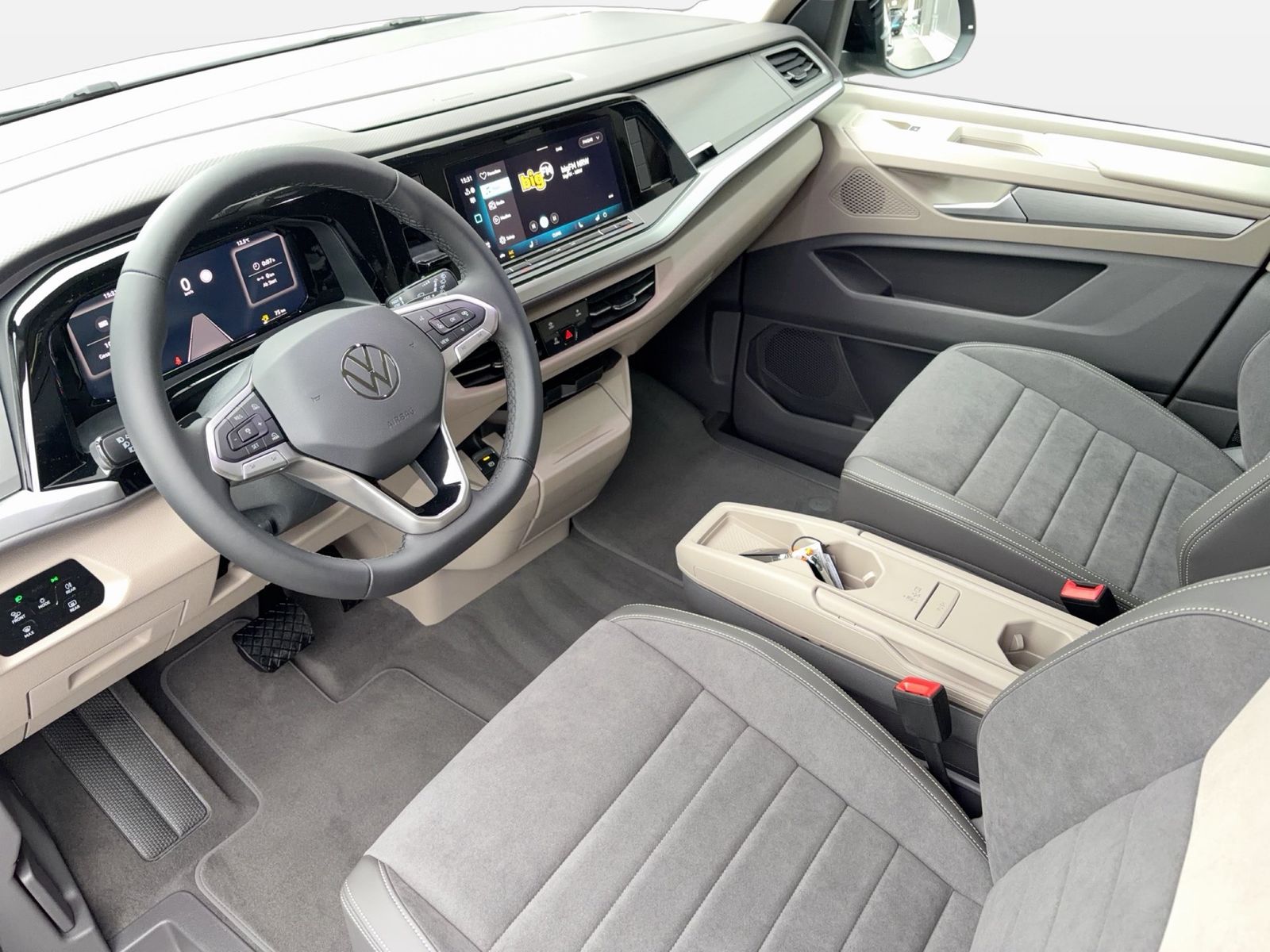 Fahrzeugabbildung Volkswagen Multivan Life Edition 2.0 l TSI OPF 150 kW DSG