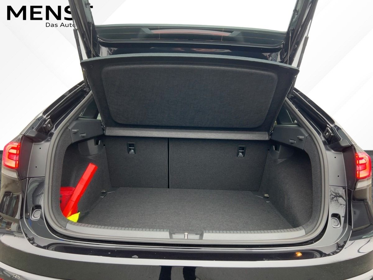 Fahrzeugabbildung Volkswagen Taigo 1.5 TSI DSG R-Line AHK Nav Winterräder ACC