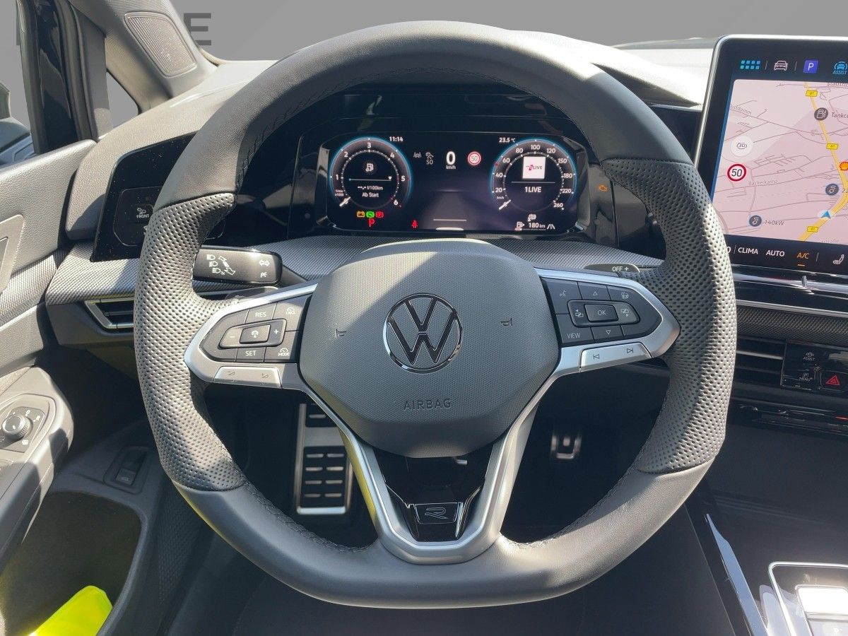 Fahrzeugabbildung Volkswagen Golf Variant 2.0 TDI DSG R-Line AHK eKlappe Navi