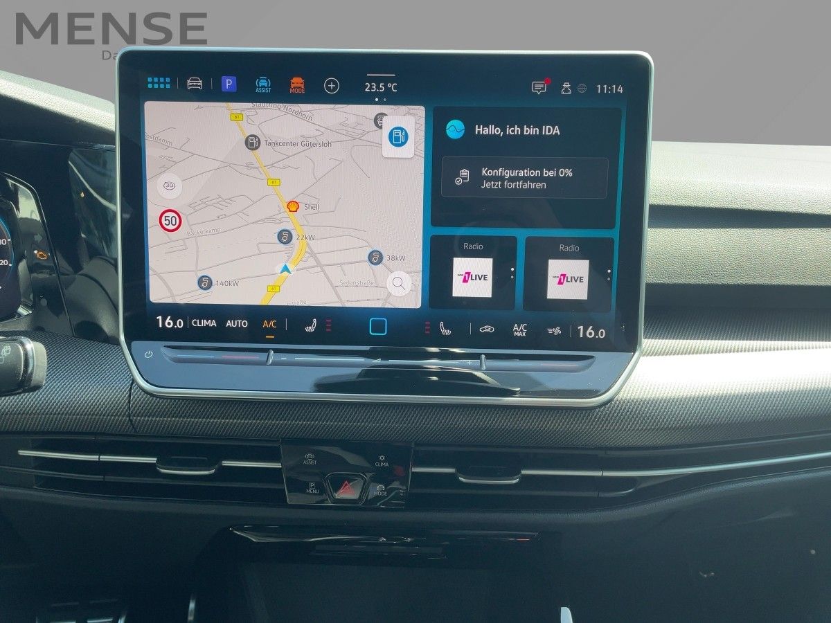 Fahrzeugabbildung Volkswagen Golf Variant 2.0 TDI DSG R-Line AHK eKlappe Navi