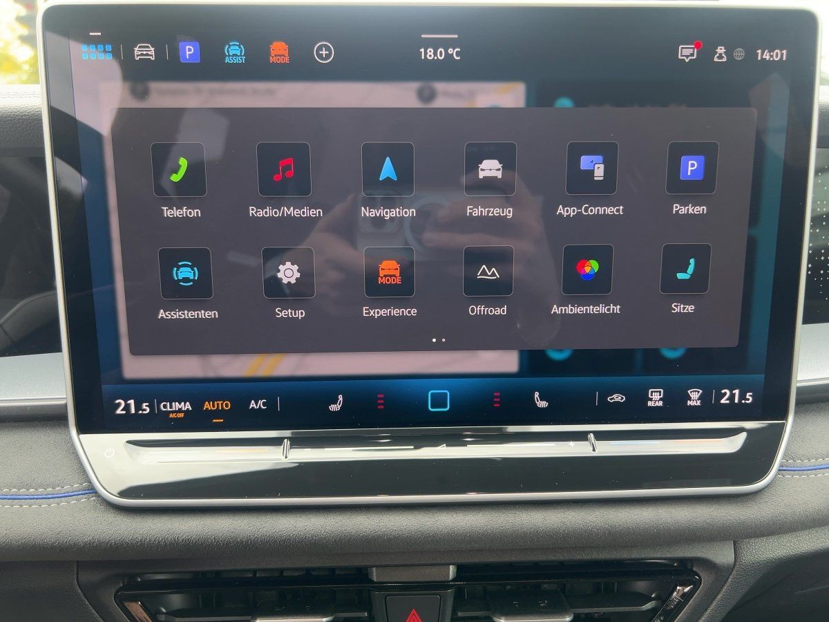 Fahrzeugabbildung Volkswagen Tayron R-Line TDI 4M AHK 7-Sitzer Pano BlackStyl